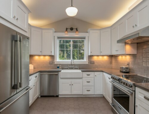 When to Hire a Kitchen Contractor for Your Project