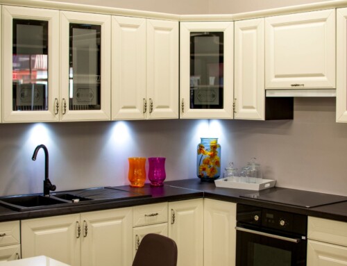 How to Tell if Your Kitchen Cabinets Need Replacing