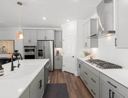 How a Kitchen Contractor Prepares for Drywall and Flooring